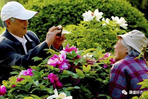 中国铁工投资集团原董事长张建国逝世，企业家群体再痛失一员大将！