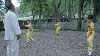 大学生暑期上门带娃，新兴兼职风靡全国！