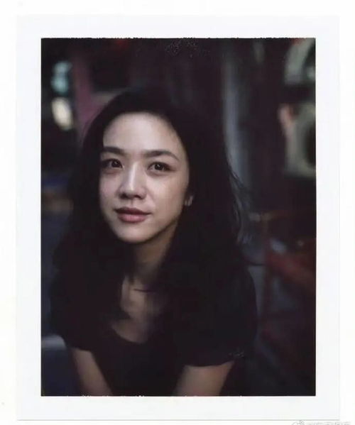 汤唯‘撕拉片’风波：从热搜看她的另一面