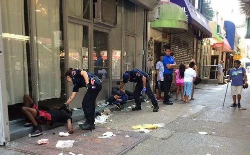 人们因谣言而议论纷纷