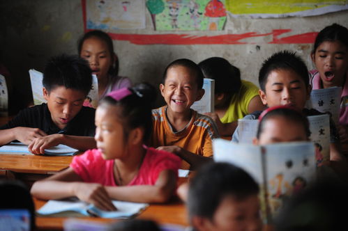 亮证事件：民警上门让删视频的背后真相大揭秘