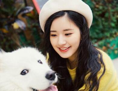 赵露思微博风波：从没心情合影到关闭微博背后的故事