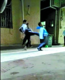 江西万载未成年霸凌事件：受害者反抗算正当防卫吗？