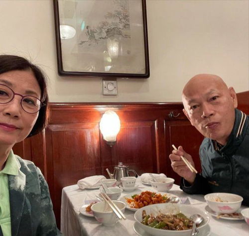 樊振东和莫雷加德用餐