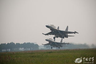 解放军导弹锁定外军无人机，彰显强大实力