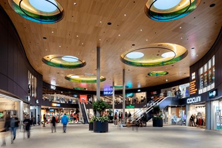 2万亿元商机！巨头纷纷盯上年轻人钱包