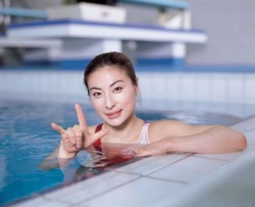 郭晶晶执裁比赛场景