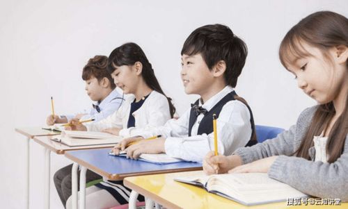 深圳华强北叫停'跑楼小孩'送外卖背后的故事