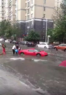 广东开启疯狂‘泼水’模式！暴雨来袭需警惕