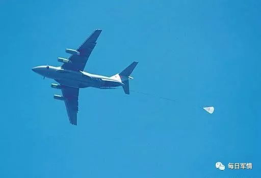 运20超燃重装空投画面震撼亮相！