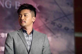 贾冰暴瘦后面相巨变引热议！