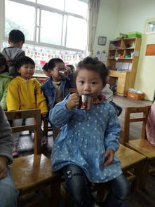 国办：免除公办幼儿园学前1年保教费，家长省钱啦！