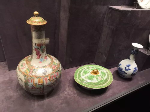 精美瓷器展品