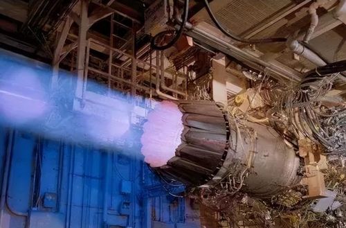 科研人员工作场景