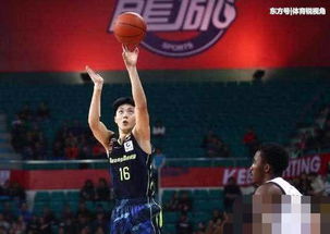 中国男篮亚洲杯再奏凯歌！31分大胜印度，胡明轩王俊杰闪耀赛场