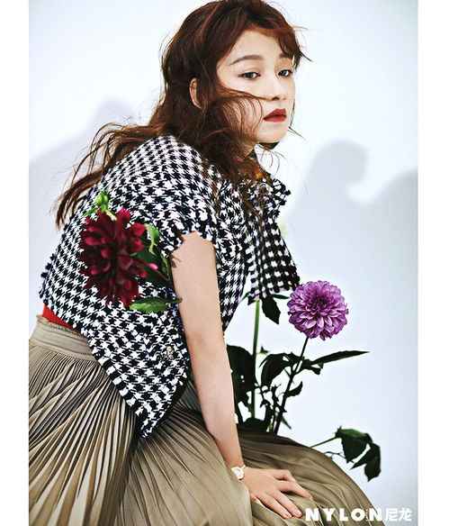 孙怡比基尼照引热议，时尚与美的碰撞