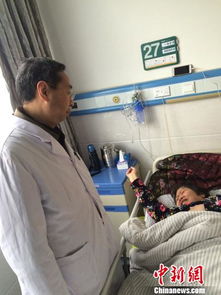 儿子嫌弃77岁母亲再婚丢人，生病时竟不管不顾