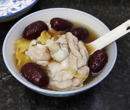 一碗油腻的猪脑汤