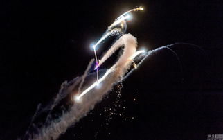 北京夜空惊现黑影御剑飞行，专家权威解读背后的真相！