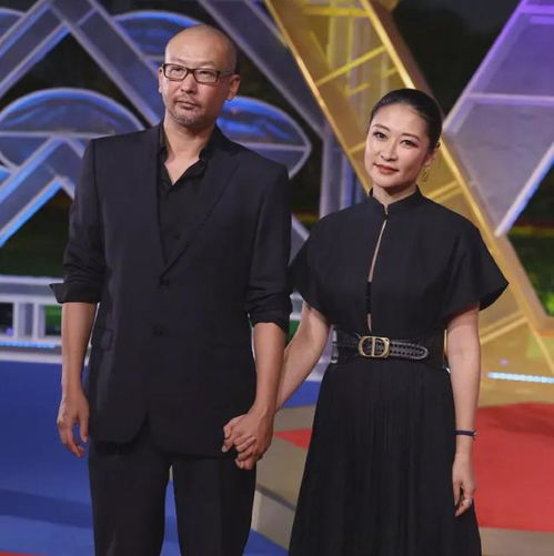 管虎公益活动照