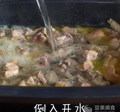 赵露思带火竹荪店，店主忙到凌晨！背后故事引人深思