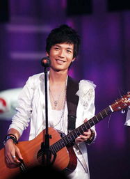 关于陈楚生活动缺席的相关媒体报道截图