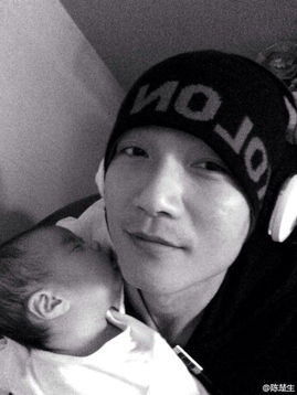 郑钧力挺陈楚生，背后故事超暖心！