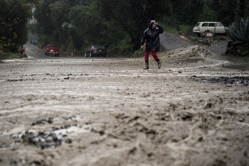 甘肃暴雨如注！没见过这么大的雨