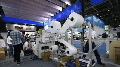 我国外贸韧性十足，持续向上向好