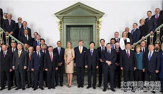 独家揭秘！特朗普欲邀泽连斯基入会晤，美俄乌关系将迎重大转折？