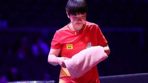 孙颖莎眼神坚定