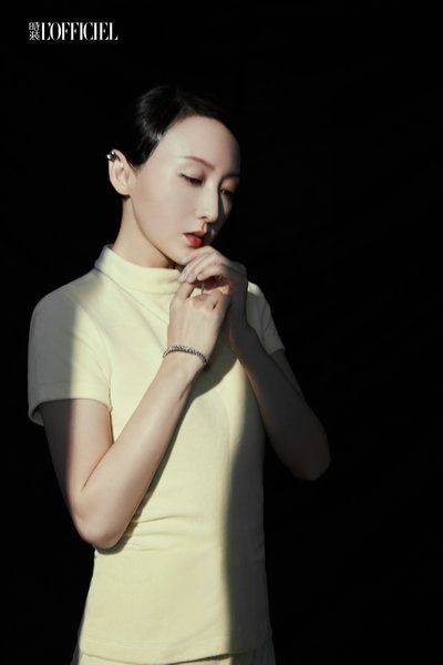 女主角充满决心的样子