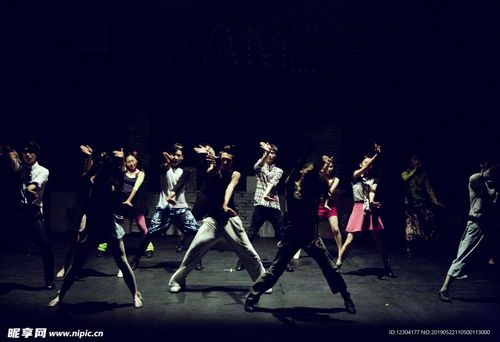 田曦薇跳舞的姿态