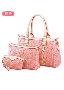 揭秘！为啥这么多人包包都爱挂玩偶？