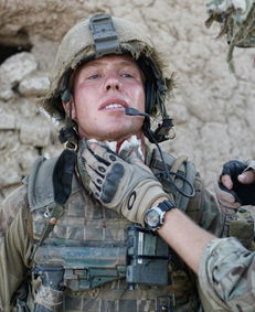 战士们奋勇杀敌