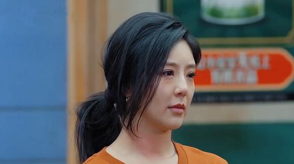 赵奕欢因哭竟致身上长荨麻疹？背后真相令人揪心！