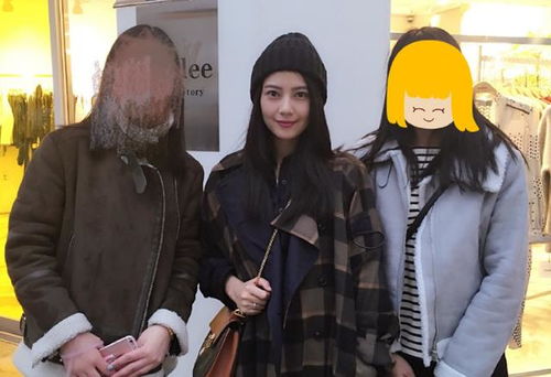 黄璐与小8岁导演公布恋情，背后故事引人深思！