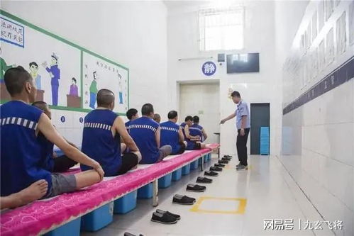 中国男子美国移民拘留所自缢，背后真相令人深思