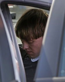 俄罗斯5名老太竟沦为乌克兰杀手，背后真相令人震惊！