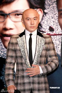 张卫健演唱会掏老年卡，背后故事太感人！