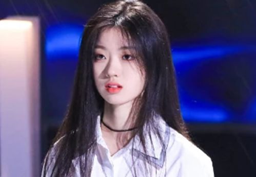 单依纯自信回应质疑