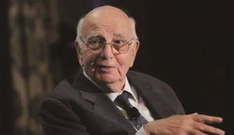 沃尔克发表声明