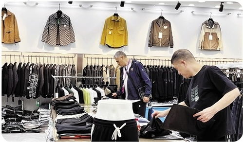 外国运动员在成都批发市场的扫货狂潮