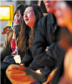 朱令骨灰安葬，父母坚定追凶之心！