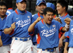 韩国队员庆祝胜利画面