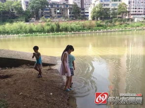 13岁男孩野外玩水后竟看到‘小人跳舞’，背后真相令人揪心！