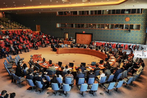 网友激烈讨论场景