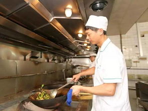 黄仁勋子女的成长轨迹：从烘焙酒吧到英伟达高管