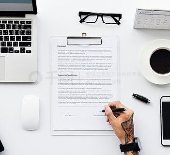 幻方量化陷贪腐风波：DeepSeek母公司的黑幕