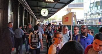 粉丝排队购买场景概念图